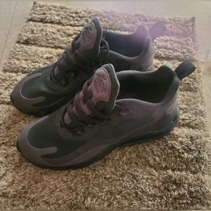 Nike AirMax React 270  Running Shoes